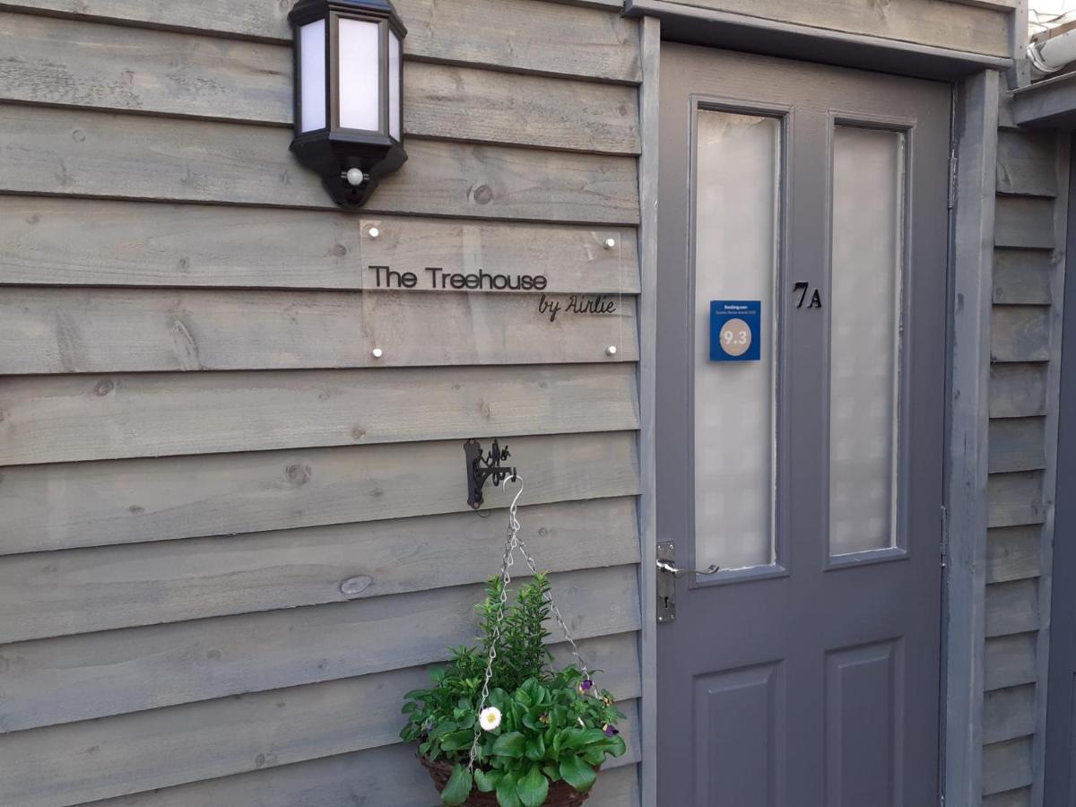 The Treehouse By Airlie Apartment Nairn Bagian luar foto