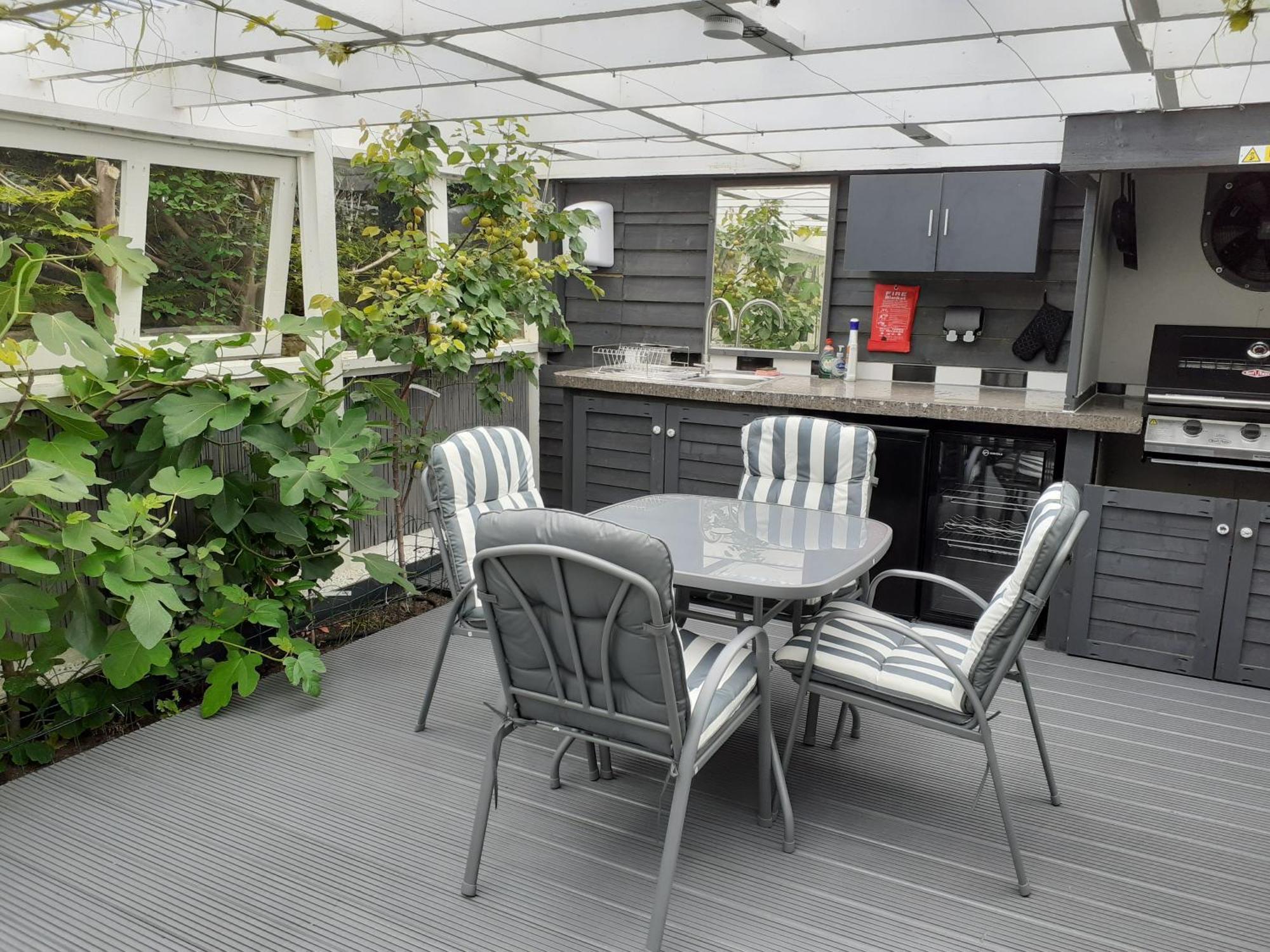 The Treehouse By Airlie Apartment Nairn Bagian luar foto